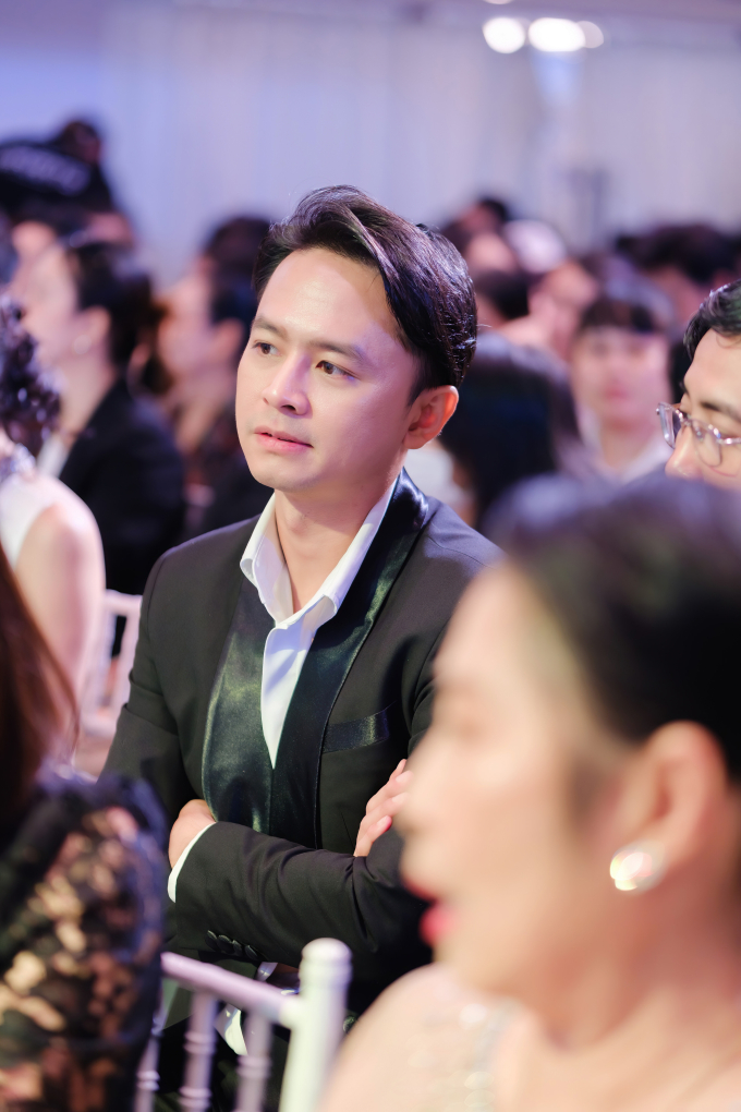 Văn Anh "phủ sóng" từ truyền hình đến phim điện ảnh, hào hứng với dự án "Lật mặt 8"- Ảnh 4.