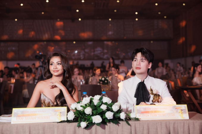 Hoa hậu Xuân Hạnh khoe sắc vóc thăng hạng, cùng Nguyễn Trần Trung Quân chấm thi ca hát- Ảnh 7.