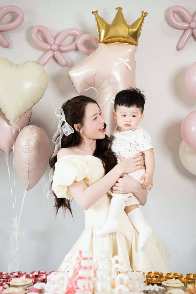 Sam mừng sinh nhật 1 tuổi của 2 thiên thần song sinh, hé lộ thời điểm trở lại đóng phim- Ảnh 3.