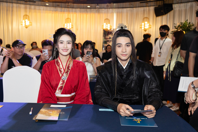 Đan Trường tung MV xuyên không đóng cùng hoa hậu Ý Nhi, hé lộ về liveshow kỷ niệm 30 năm ca hát- Ảnh 12.