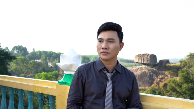 Quang Linh vào vai doanh nhân tìm về chốn cửa Phật trong MV “Về nơi vô thường”- Ảnh 8.