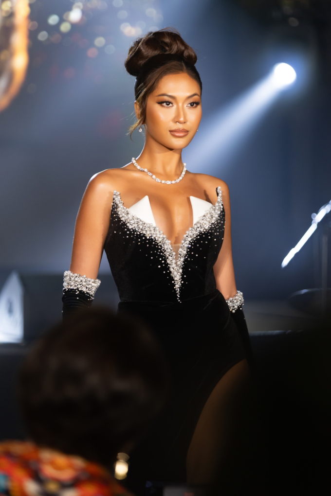 Top 2 Miss Cosmo 2024 cùng Ngọc Châu, Xuân Hạnh góp mặt trong MV "Bella Queen" của JMI KO- Ảnh 15.