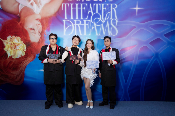 Đông Nhi hát live loạt ca khúc mới trong album "Theater Of Dreams", fan liên tục đòi thêm liveshow- Ảnh 3.