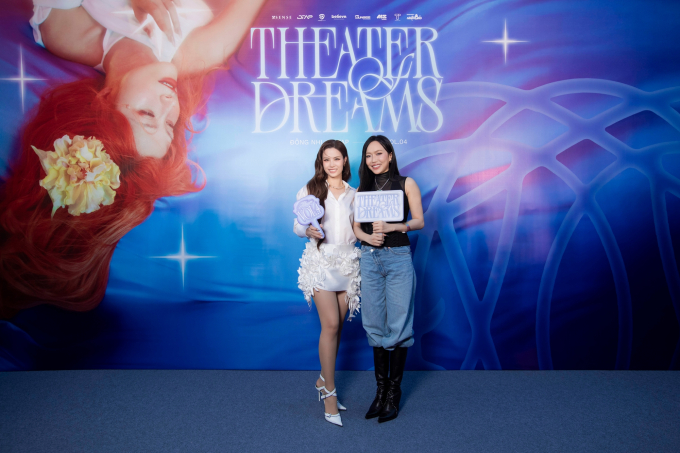 Đông Nhi hát live loạt ca khúc mới trong album "Theater Of Dreams", fan liên tục đòi thêm liveshow- Ảnh 4.