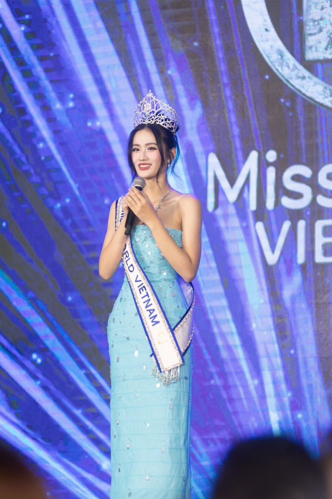 Hoa hậu Ý Nhi tự hào giới thiệu văn hóa Tây Nguyên tại "Miss World 2025"- Ảnh 10.
