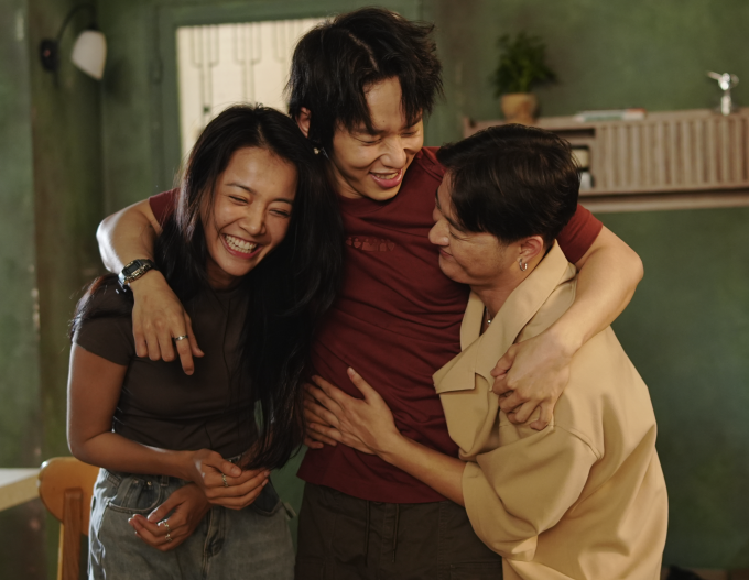 Karen Nguyễn tái xuất màn ảnh rộng với vai diễn tâm lý nặng ký trong phim kinh dị “Dưới đáy hồ”- Ảnh 1.