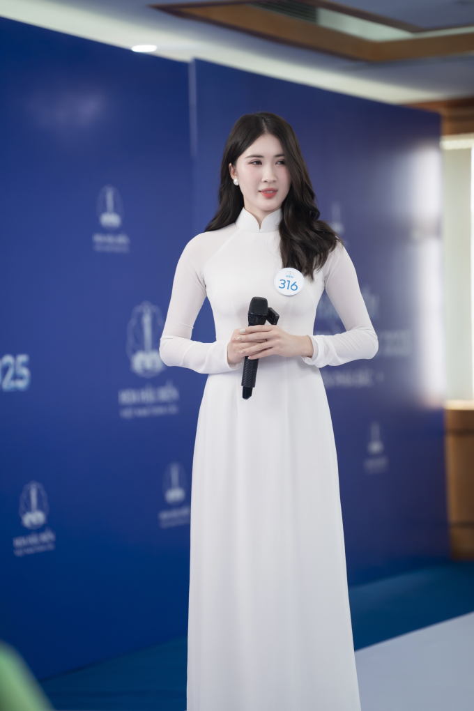 Thí sinh "Hoa hậu Biển Việt Nam Toàn cầu 2025" chia sẻ về tình yêu biển đảo- Ảnh 6.