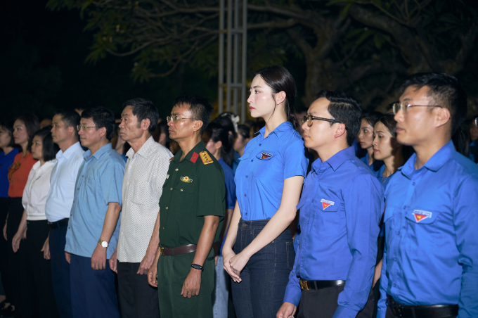 Hoa hậu Lương Thùy Linh hỗ trợ sơn mới 7 ngôi trường xuống cấp, giúp học sinh đến trường ở vùng cao- Ảnh 7.