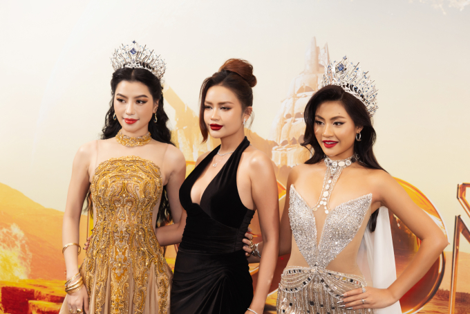Hoa hậu Hoàn vũ Việt Nam 2025 lần đầu trao hai "vé vàng" vào thẳng Top 16 và Top 10 do khán giả bình chọn- Ảnh 2.