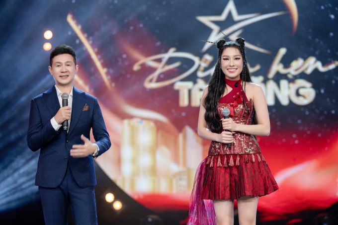 Thủy Bùi đầu tư công phu khi hát hit Chi Pu, Hồ Ngọc Hà khen ngợi: "Đi thi là phải chơi hết vốn liếng"- Ảnh 4.