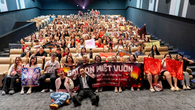 Sau 3 ngày công chiếu, “Mưa lửa” lập thành tích mới cho dòng phim concert chiếu rạp tại Việt Nam- Ảnh 6.