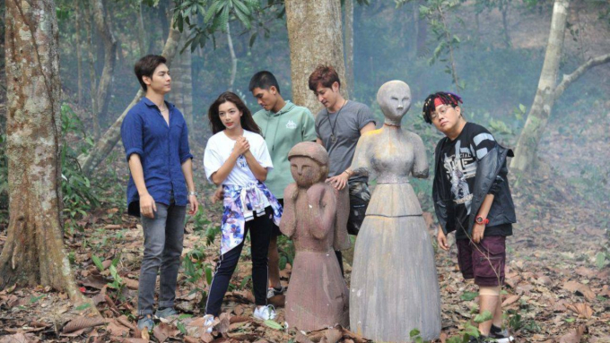 Lý Hải mang nét đẹp thiên nhiên Việt lên phim suốt 10 năm, "Lật mặt 8" gây sốt với đồi cát bạt ngàn- Ảnh 1.
