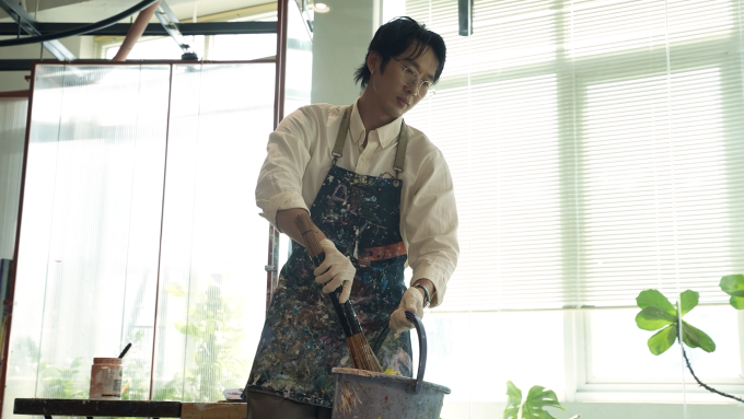 Tuấn Trần tự tay thiết kế tựa phim, dồn hết tâm sức cho dự án "Mang mẹ đi bỏ"- Ảnh 3.