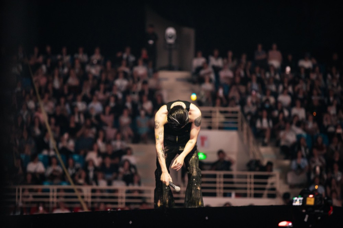 Soobin bật khóc nức nở trong đêm 2 concert "ALL-ROUNDER" vì lý do xúc động- Ảnh 5.