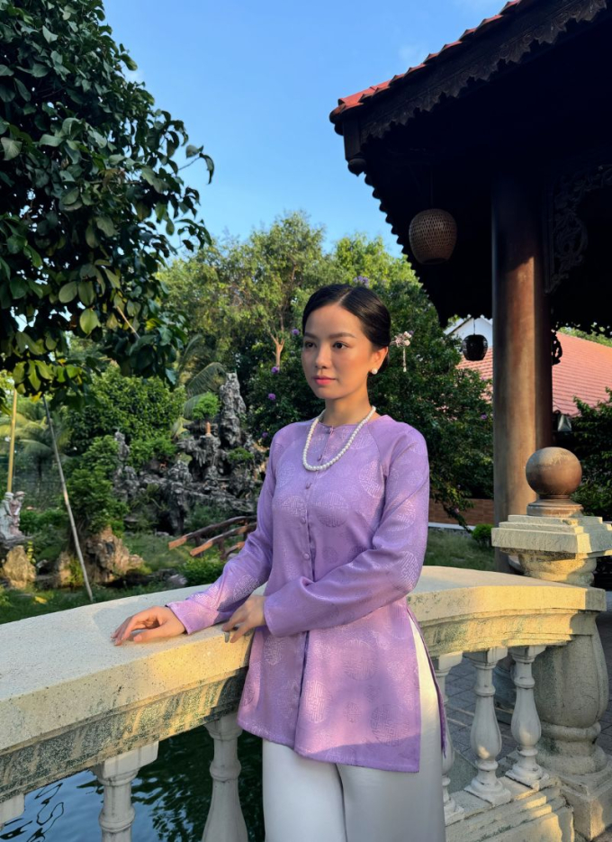 Lê Hạ Anh - Nữ chính khung giờ vàng gây sốt với nhan sắc đời thường, đi đâu cũng về nhà trước 10h đêm- Ảnh 2.