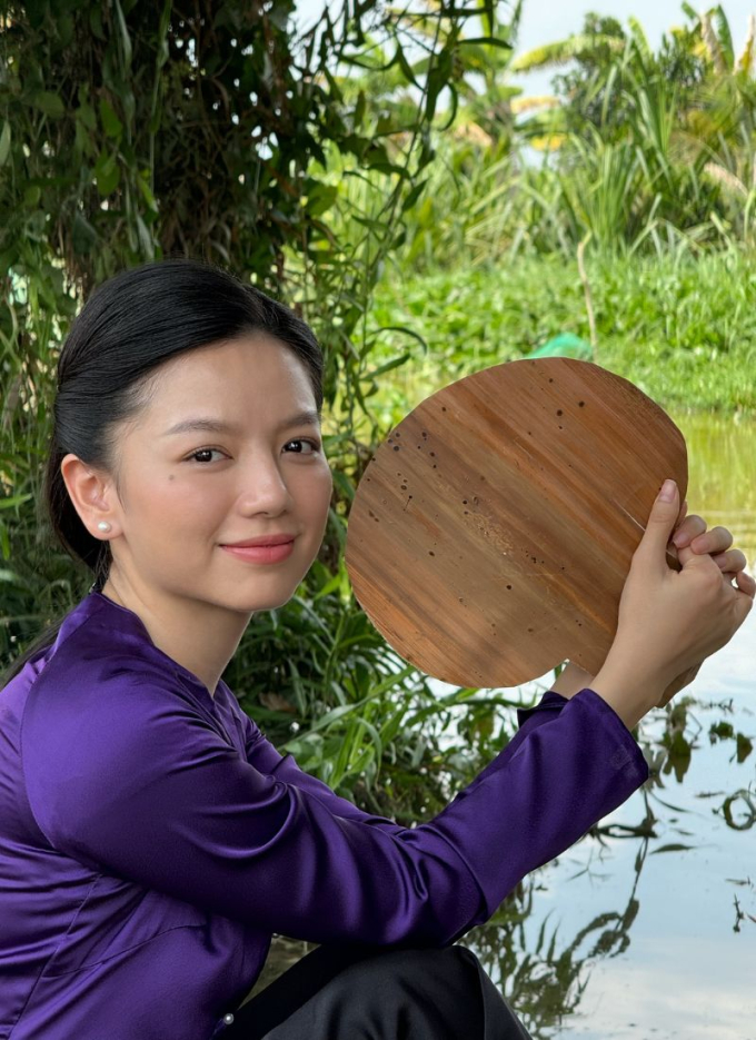 Lê Hạ Anh - Nữ chính khung giờ vàng gây sốt với nhan sắc đời thường, đi đâu cũng về nhà trước 10h đêm- Ảnh 4.