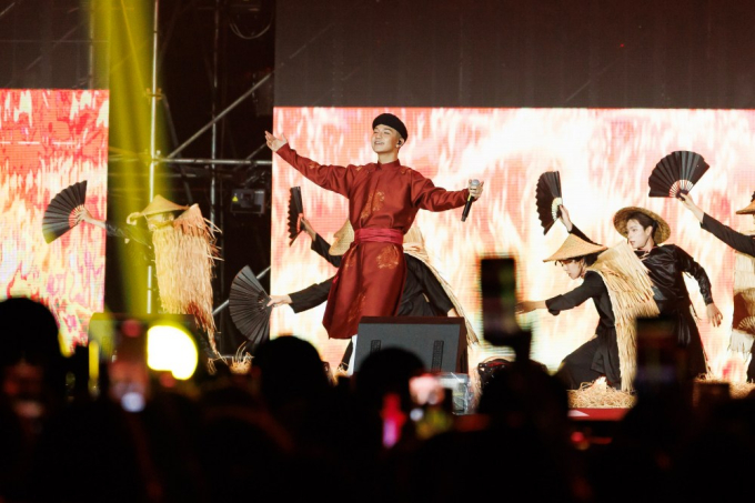 33 anh tài “đốt cháy” sân khấu Concert "Anh trai vượt ngàn chông gai" Day 5 với setlist dài hơn 50 ca khúc- Ảnh 12.