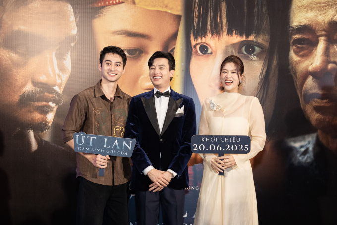 Ra mắt "Út Lan: Oán linh giữ của": Dàn sao Việt đình đám hội tụ, Bùi Lan Hương "gây sốt" khi hát nhạc phim- Ảnh 7.