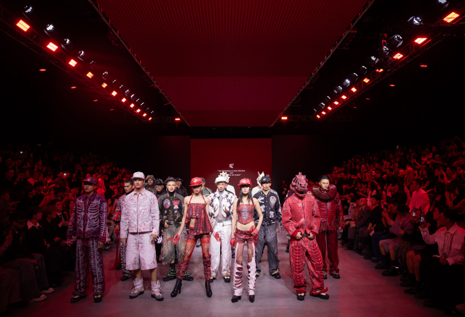 DEPA Fashion Show 2025: Minh Tú mở màn với hình tượng người mẹ, 5 nhà thiết kế trẻ debut cực chất- Ảnh 12.