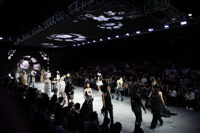 DEPA Fashion Show 2025: Minh Tú mở màn với hình tượng người mẹ, 5 nhà thiết kế trẻ debut cực chất- Ảnh 5.