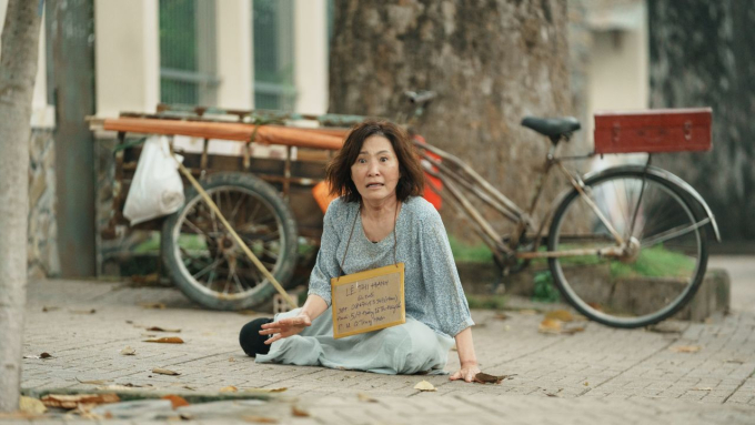"Mang mẹ đi bỏ" phản ánh tình trạng “tiến thoái lưỡng nan” của những gia đình có người mắc bệnh Alzheimer- Ảnh 6.