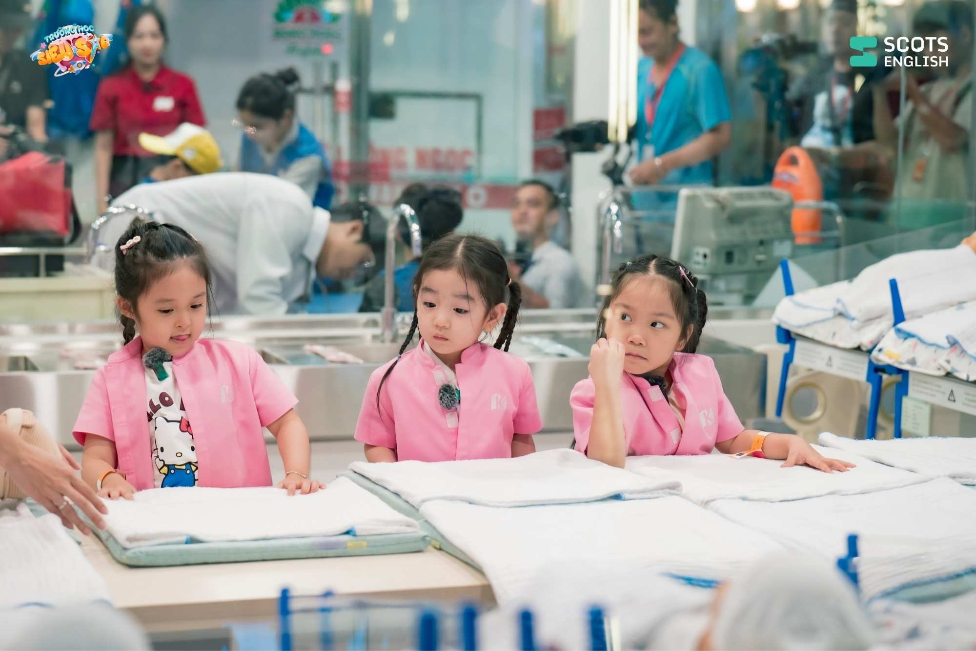 Trường Học Si&ecirc;u Sao Tập 7: Qu&yacute; tử nh&agrave; Trox v&agrave; Lacci g&acirc;y n&aacute;o loạn, B&uacute;n h&oacute;a y t&aacute; dịu d&agrave;ng - Ảnh 4.