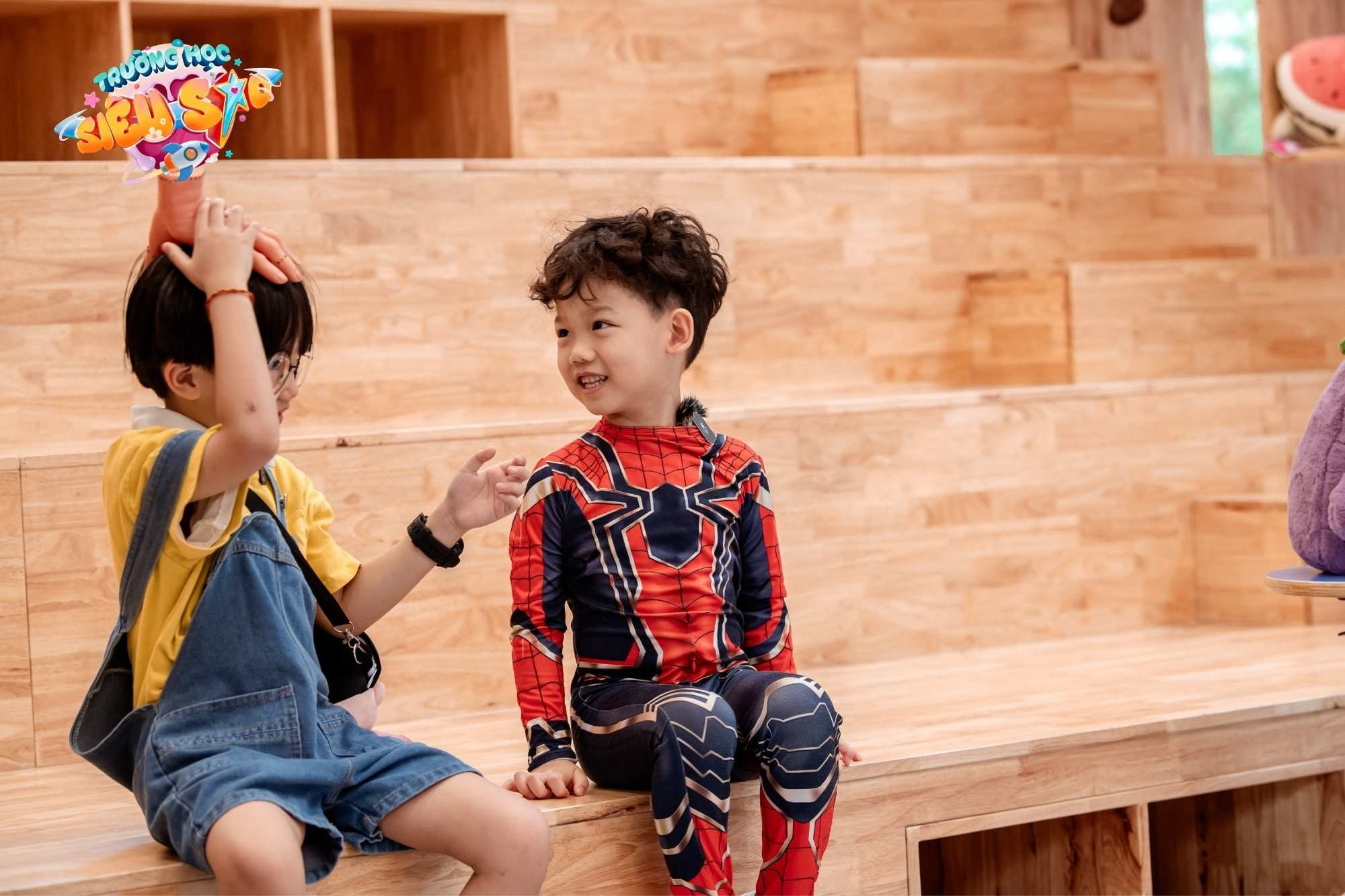 Trường Học Si&ecirc;u Sao Tập 10: Độc lạ trang phục của MinHee, Bona c&ugrave;ng c&aacute;c nh&oacute;c tỳ nh&iacute; nhố - Ảnh 7.