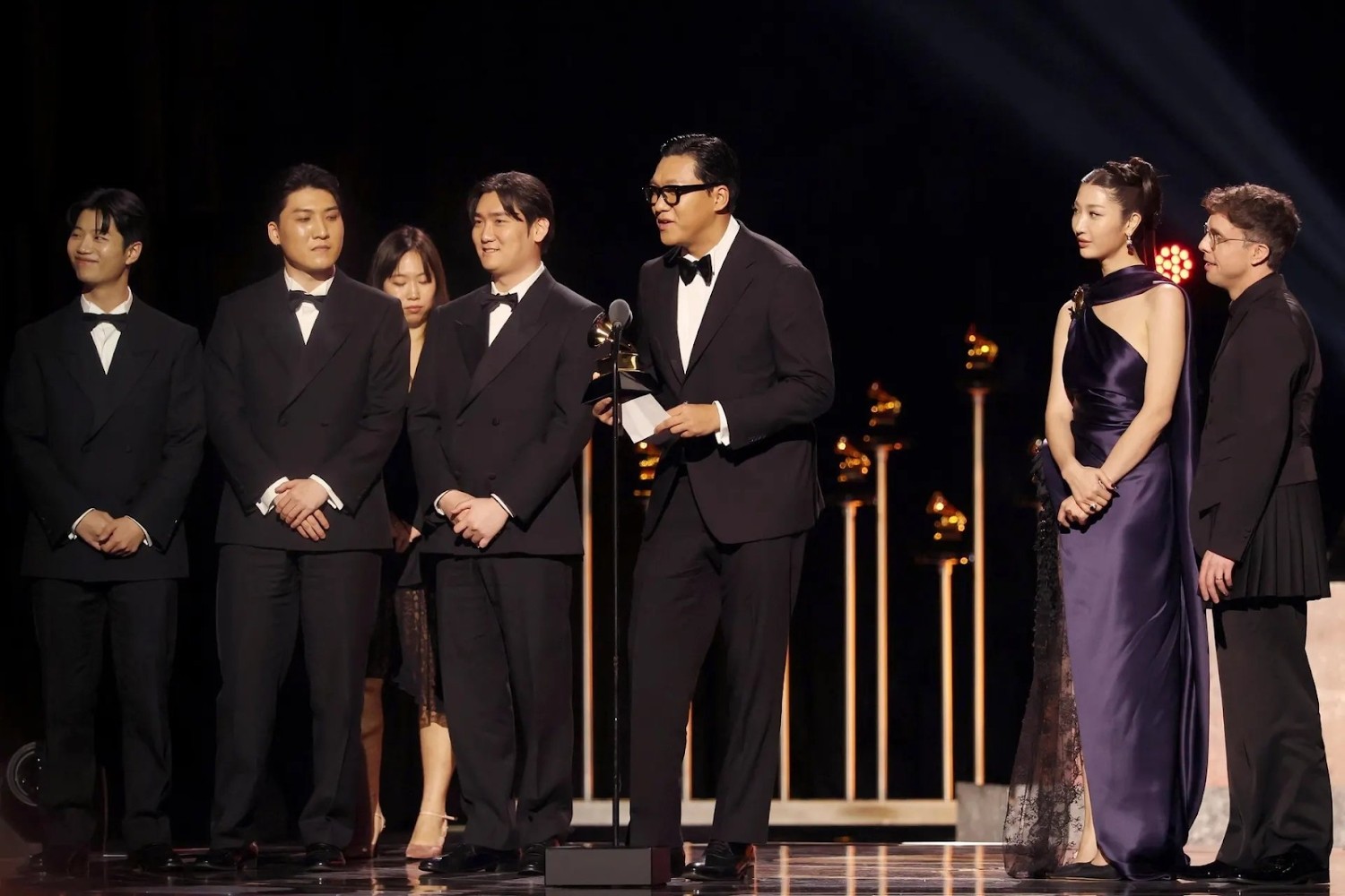 Nội dung ch&uacute; th&iacute;ch ảnh