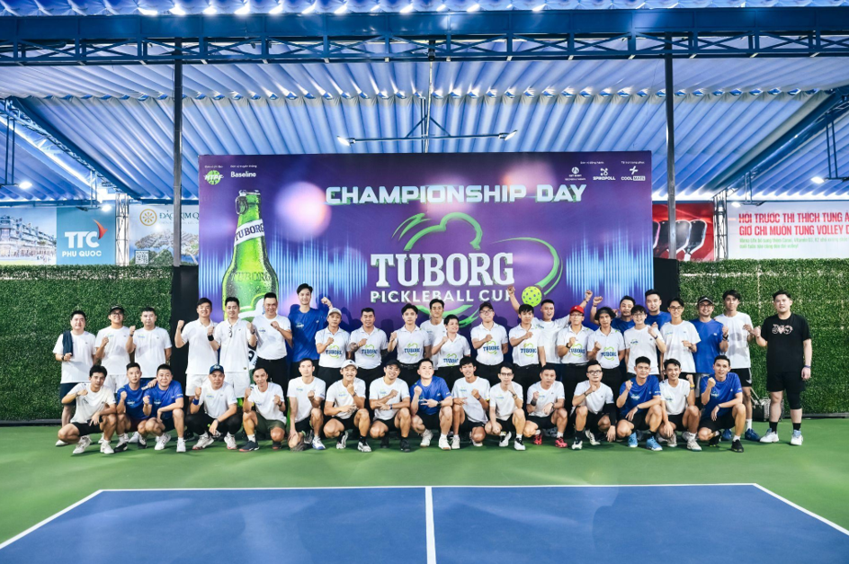 Tuborg Pickleball FINAL Championship gọi t&ecirc;n c&aacute;c vợt thủ kh&ocirc;ng chuy&ecirc;n xuất sắc nhất 'ẵm' 400 triệu đồng- Ảnh 2.