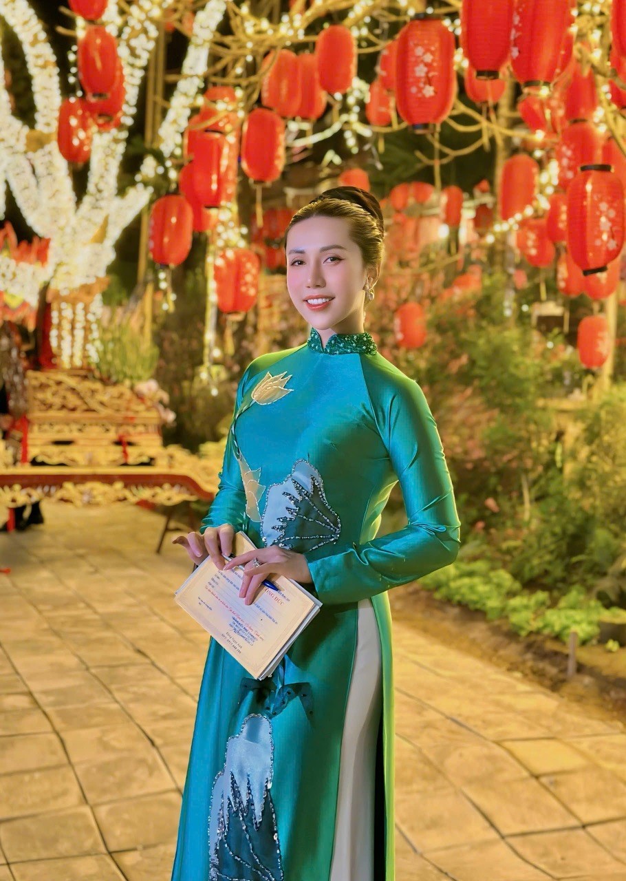 Nội dung ch&uacute; th&iacute;ch ảnh