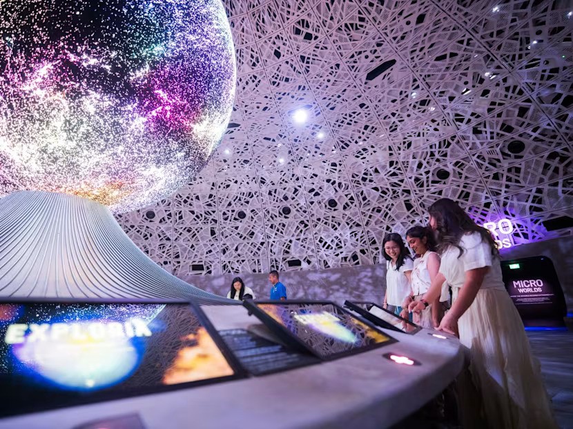 Trải nghiệm 'Friends' ngo&agrave;i đời thực v&agrave; chờ đ&oacute;n CNBLUE t&aacute;i xuất - Ảnh 3.