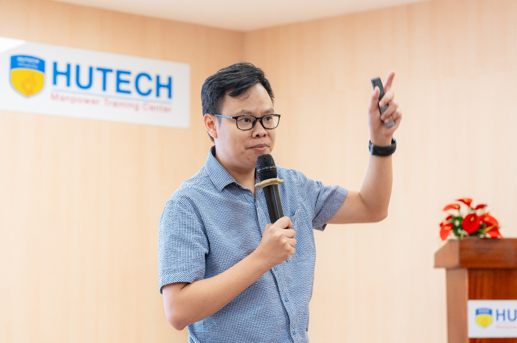 IT-ers HUTECH l&agrave;m chủ 't&uacute;i bảo bối' c&ocirc;ng nghệ v&agrave; c&ocirc;ng thức chinh phục nh&agrave; tuyển dụng- Ảnh 2.