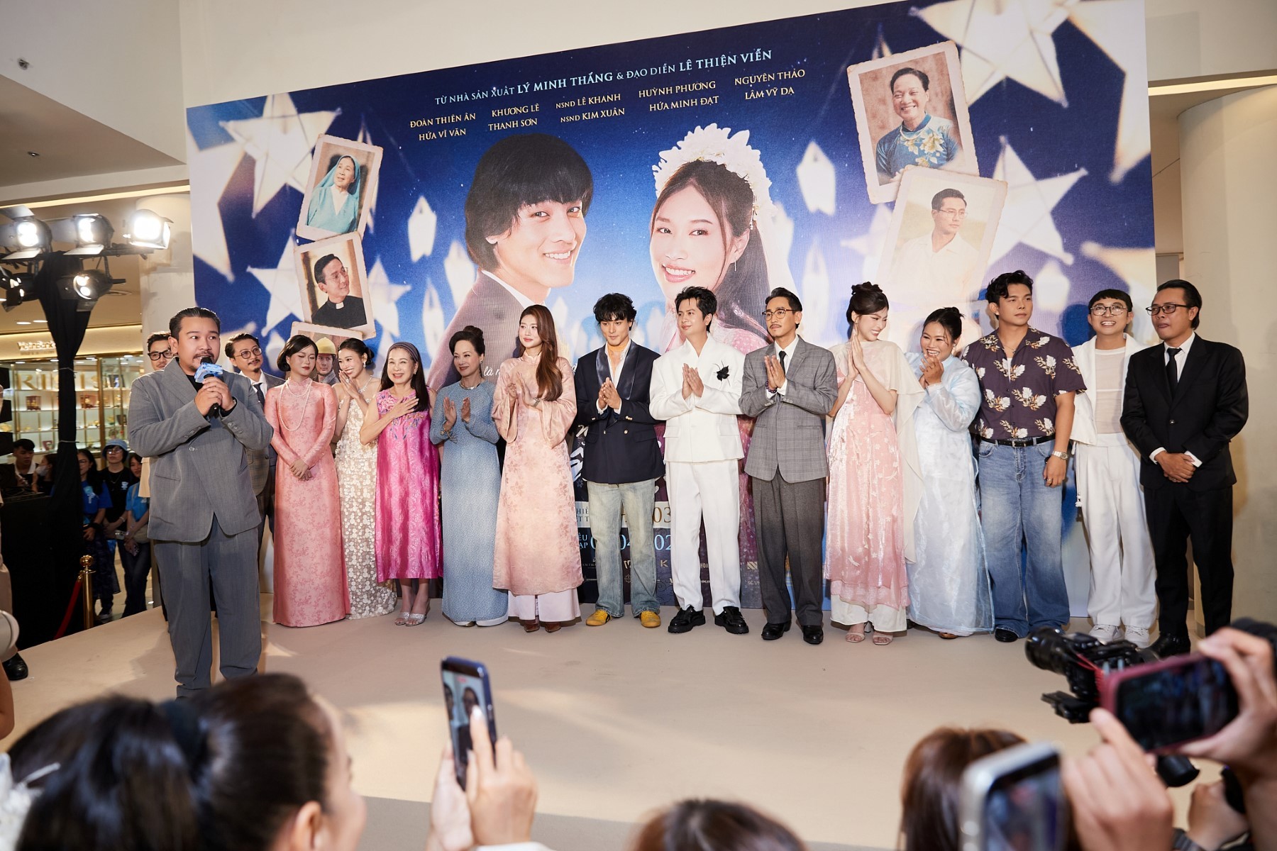 Nội dung ch&uacute; th&iacute;ch ảnh