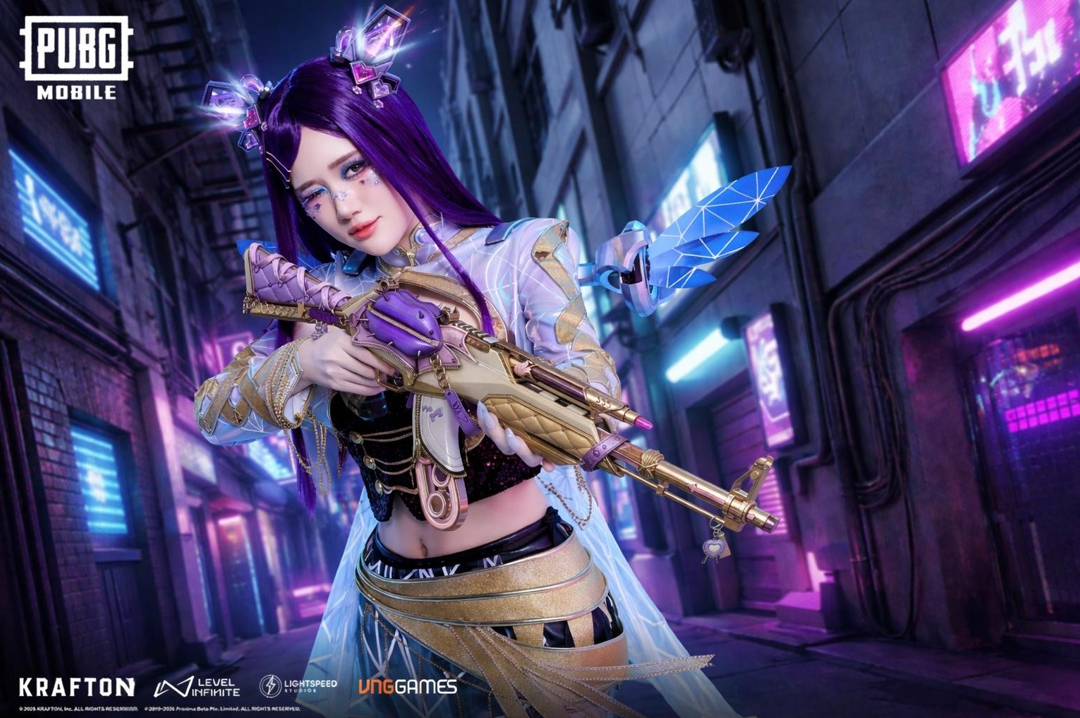 PUBG Mobile hợp tác streamer Ms Three ra mắt giáp tối thượng 'Thần tượng ngân hà'- Ảnh 1. PUBG Mobile hợp tác streamer Ms Three ra mắt giáp tối thượng 'Thần tượng ngân hà'- Ảnh 1.