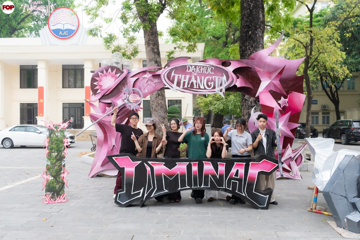 Photobooth Dạ Khúc Tháng Tư 2026 - LIMINAL: Toạ độ check-in độc đáo của sinh viên Báo chí- Ảnh 2. Photobooth Dạ Khúc Tháng Tư 2026 - LIMINAL: Toạ độ check-in độc đáo của sinh viên Báo chí- Ảnh 2.