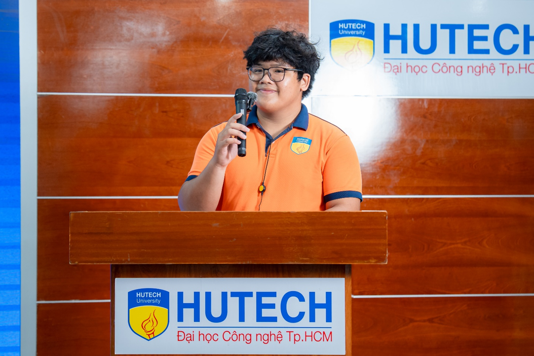 Sinh vi&ecirc;n Quan hệ c&ocirc;ng ch&uacute;ng HUTECH khởi xướng dự &aacute;n quốc tế, kết nối mạng lưới to&agrave;n cầu h&agrave;nh động v&igrave; m&ocirc;i trường- Ảnh 4.