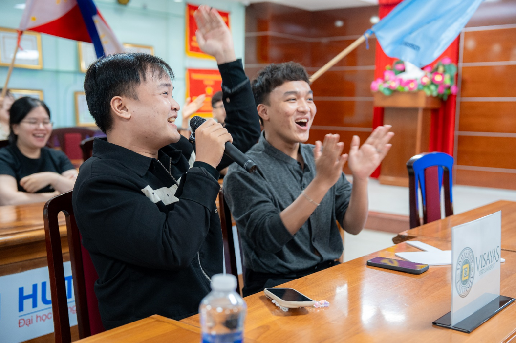 Sinh vi&ecirc;n Quan hệ c&ocirc;ng ch&uacute;ng HUTECH khởi xướng dự &aacute;n quốc tế, kết nối mạng lưới to&agrave;n cầu h&agrave;nh động v&igrave; m&ocirc;i trường- Ảnh 3.