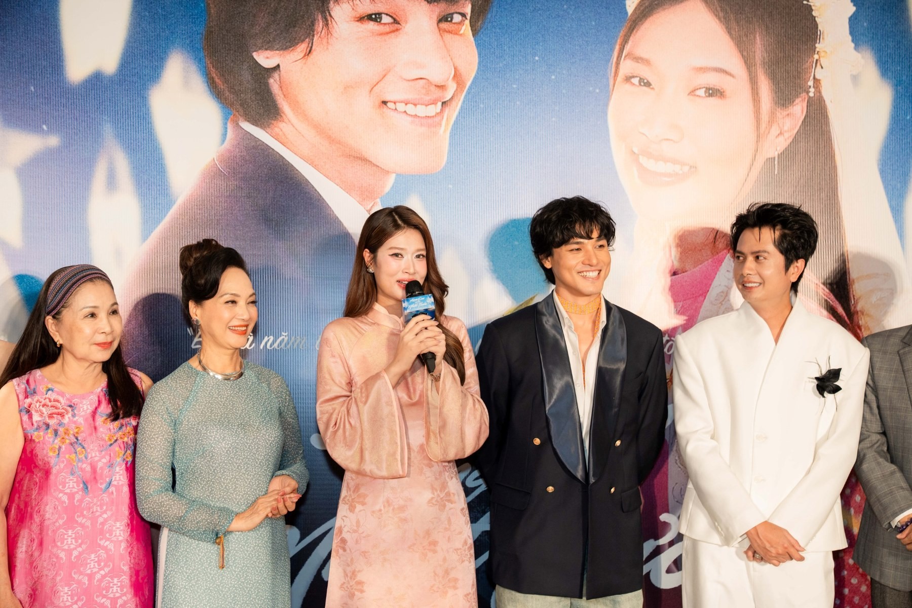 Nội dung ch&uacute; th&iacute;ch ảnh