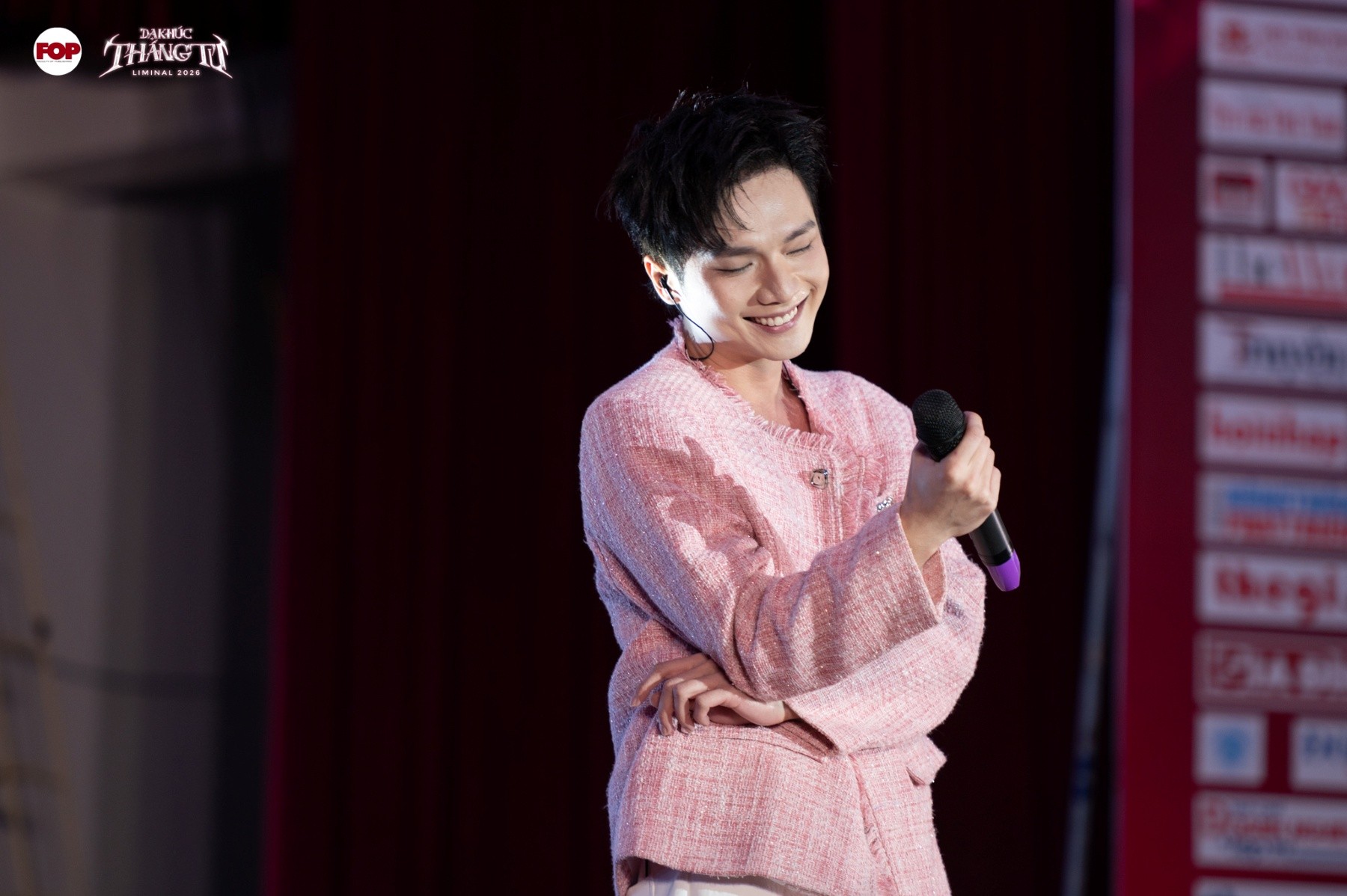 Nội dung ch&uacute; th&iacute;ch ảnh