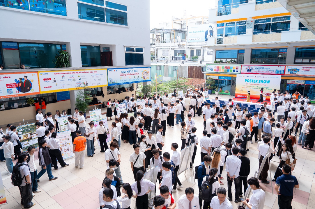 Sinh vi&ecirc;n HUTECH t&igrave;m lời giải cho b&agrave;i to&aacute;n n&ocirc;ng nghiệp bền vững- Ảnh 1.