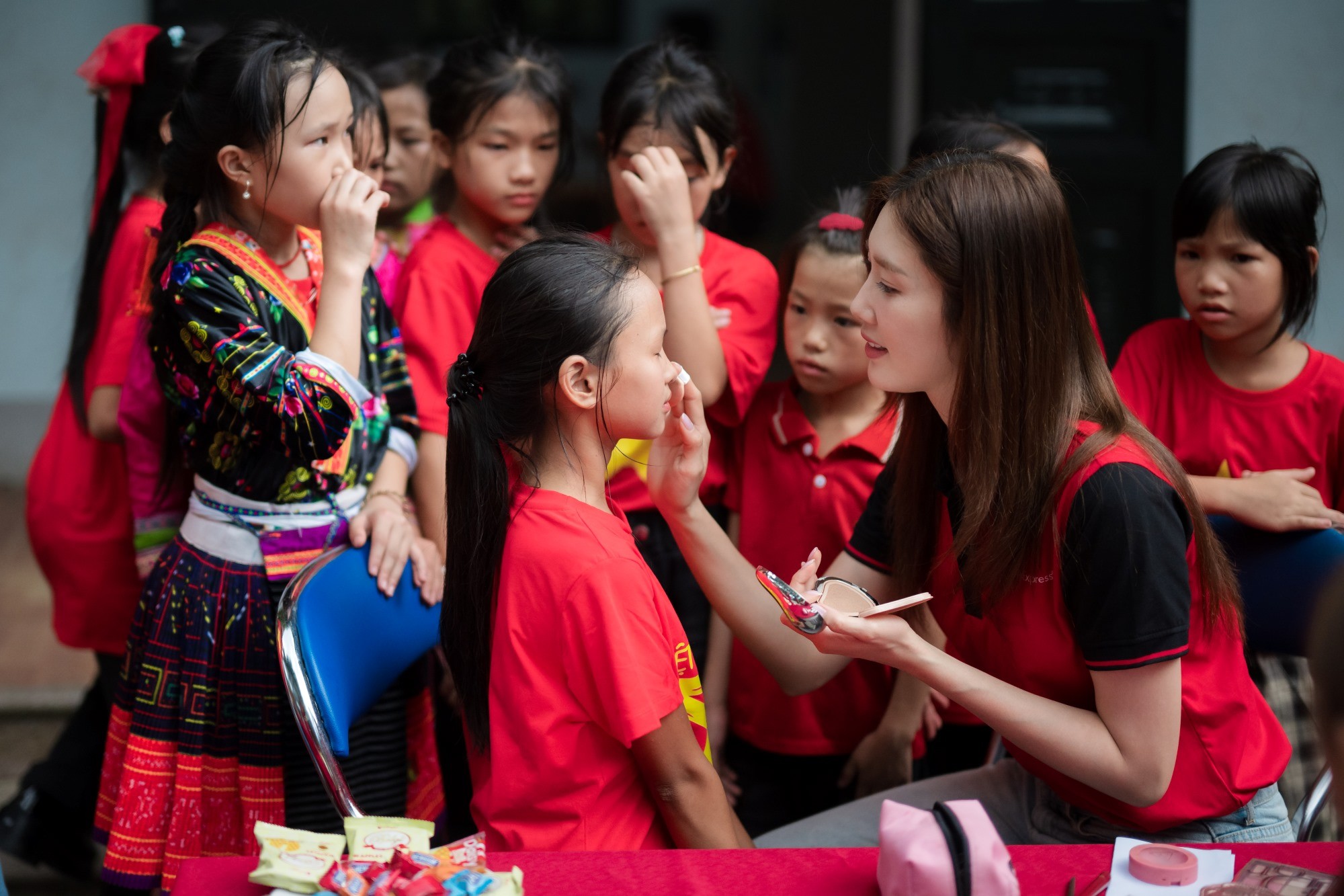 Nội dung ch&uacute; th&iacute;ch ảnh