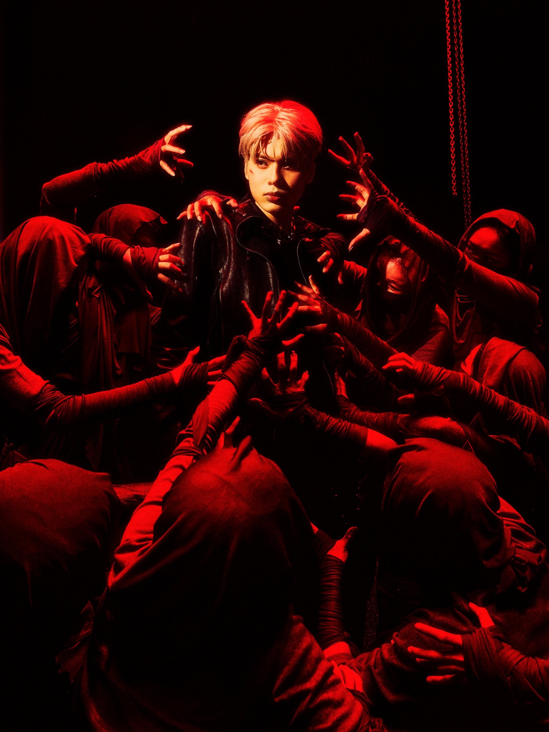 'Vết Thương' đưa lighT đến gần hơn với màu sắc performance K-Pop - Ảnh 1.