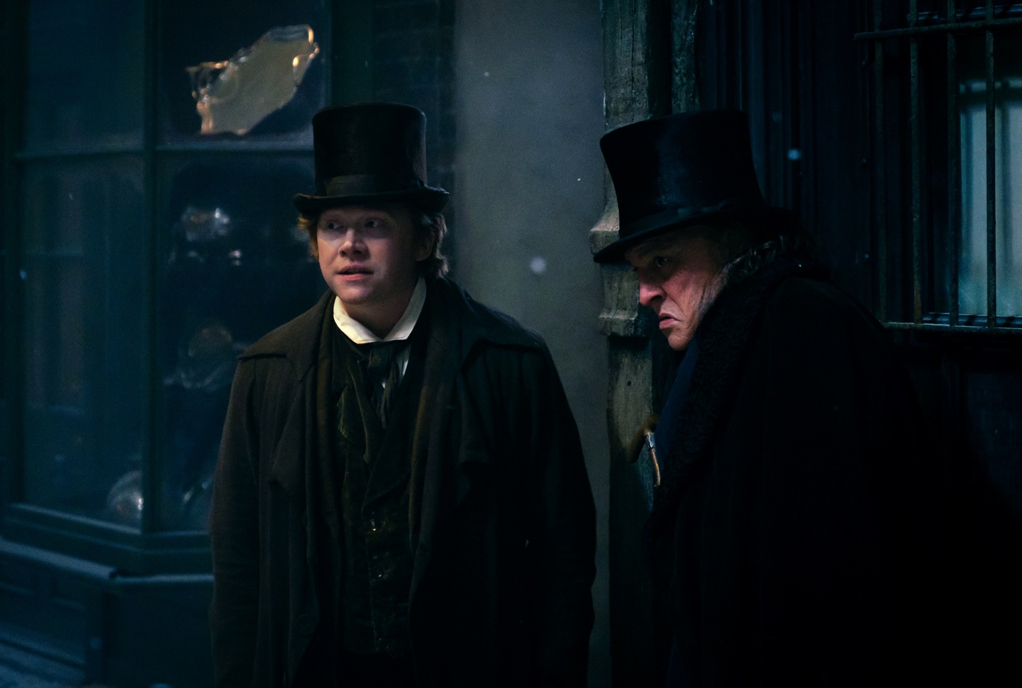 Johnny Depp hóa thân lão già keo kiệt trong phim Giáng Sinh mới - Ảnh 4.