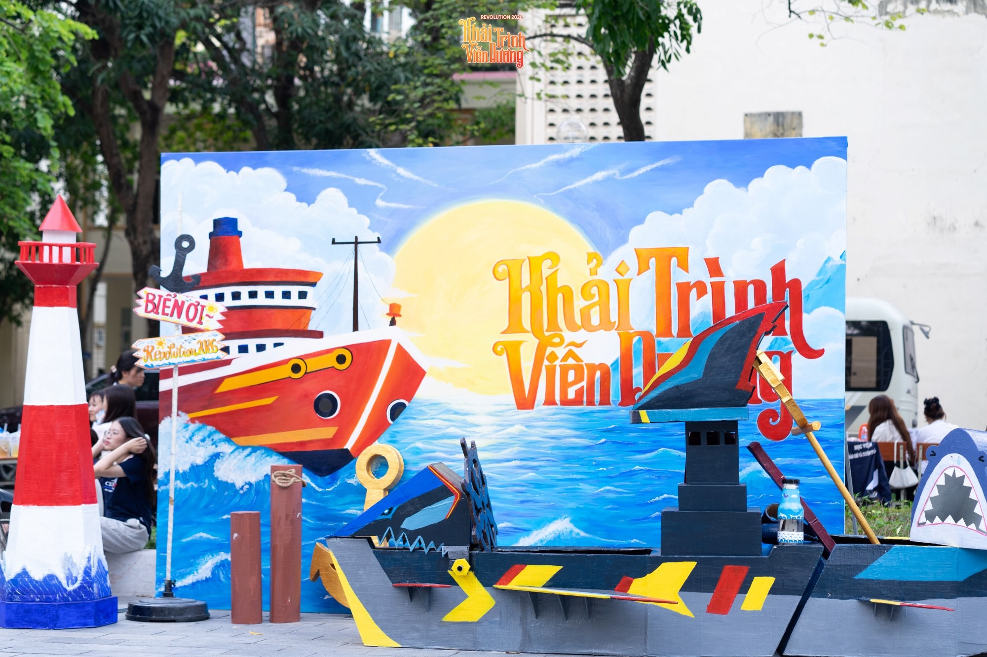 'Hải Trình Khai Lộ' khuấy động không khí chào tân sinh viên trước đêm nhạc 'Revolution 2026' - Ảnh 1.