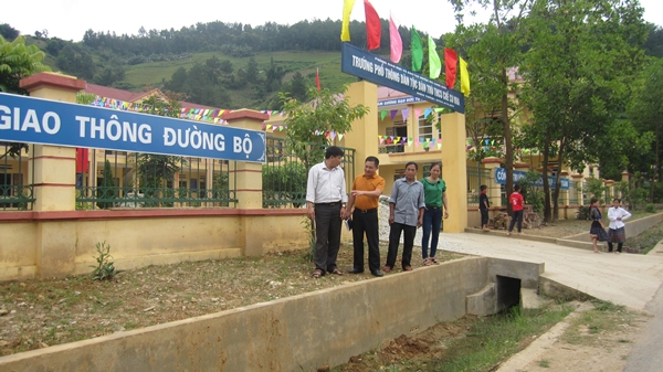 Trường phổ thông dân tộc bán trú THCS Chế Cu Nha rộn ràng vào năm học mới- Ảnh 8.