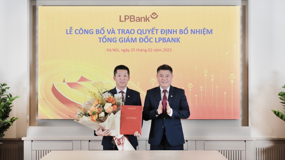 https://thanhnienviet.mediacdn.vn/w960/Uploaded/vpcvodbp/2025_02_26/Bo_nhiem_TGD_LPBank_Vu_Quoc_Khanh.jpg