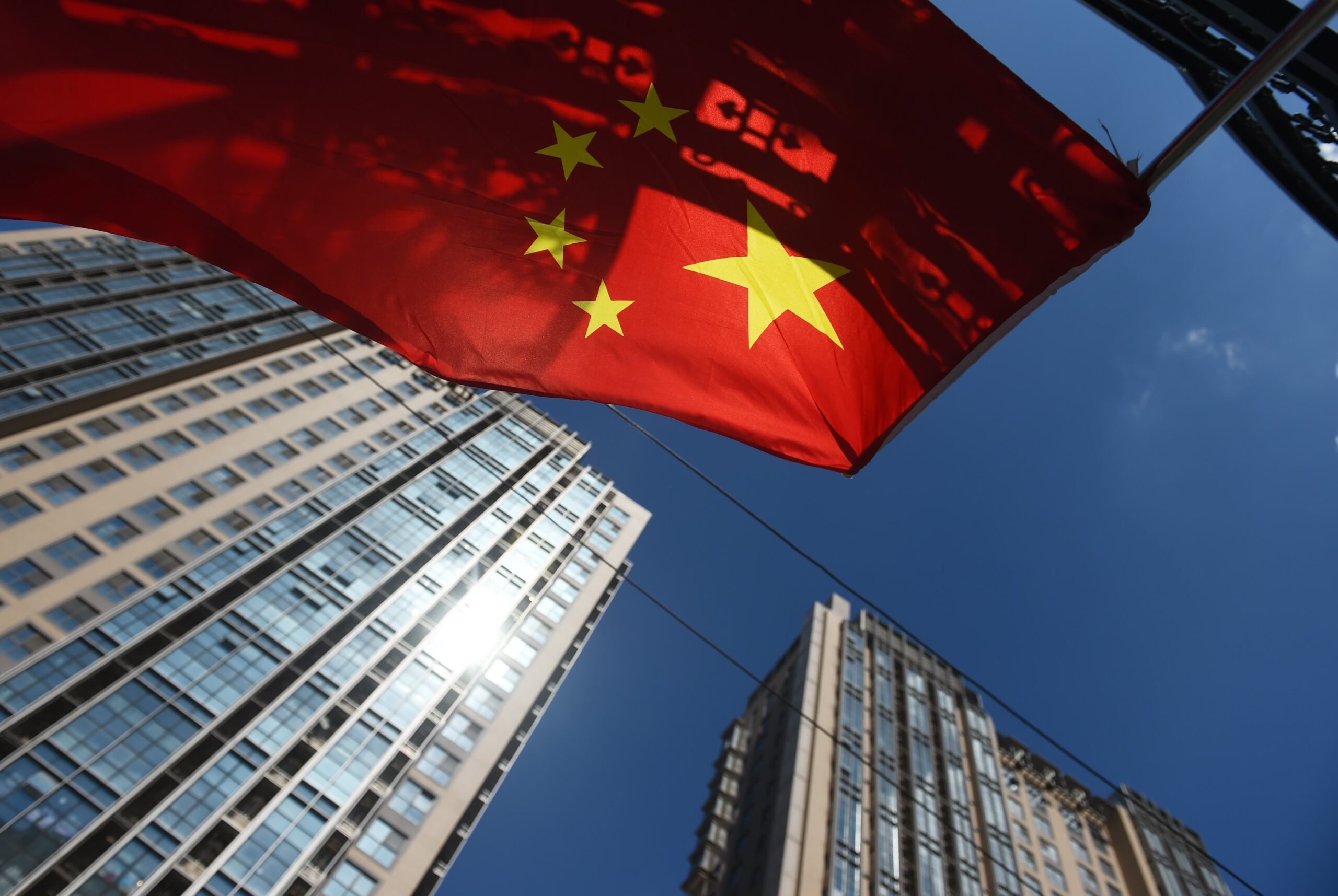 https://thanhnienviet.mediacdn.vn/wp-content/uploads/2022/11/103008165-China_economy2-scaled.jpg