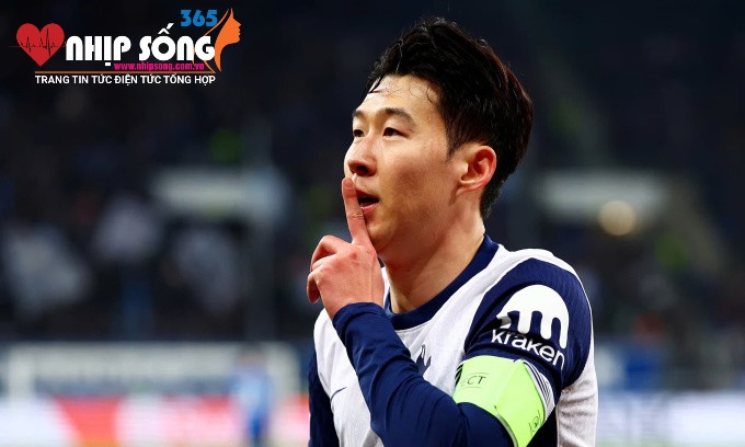 Son Heung-min tỏa sáng với cú đúp giúp Tottenham đánh bại Hoffenheim- Ảnh 2. Son mừng cú đúp cho Tottenham.