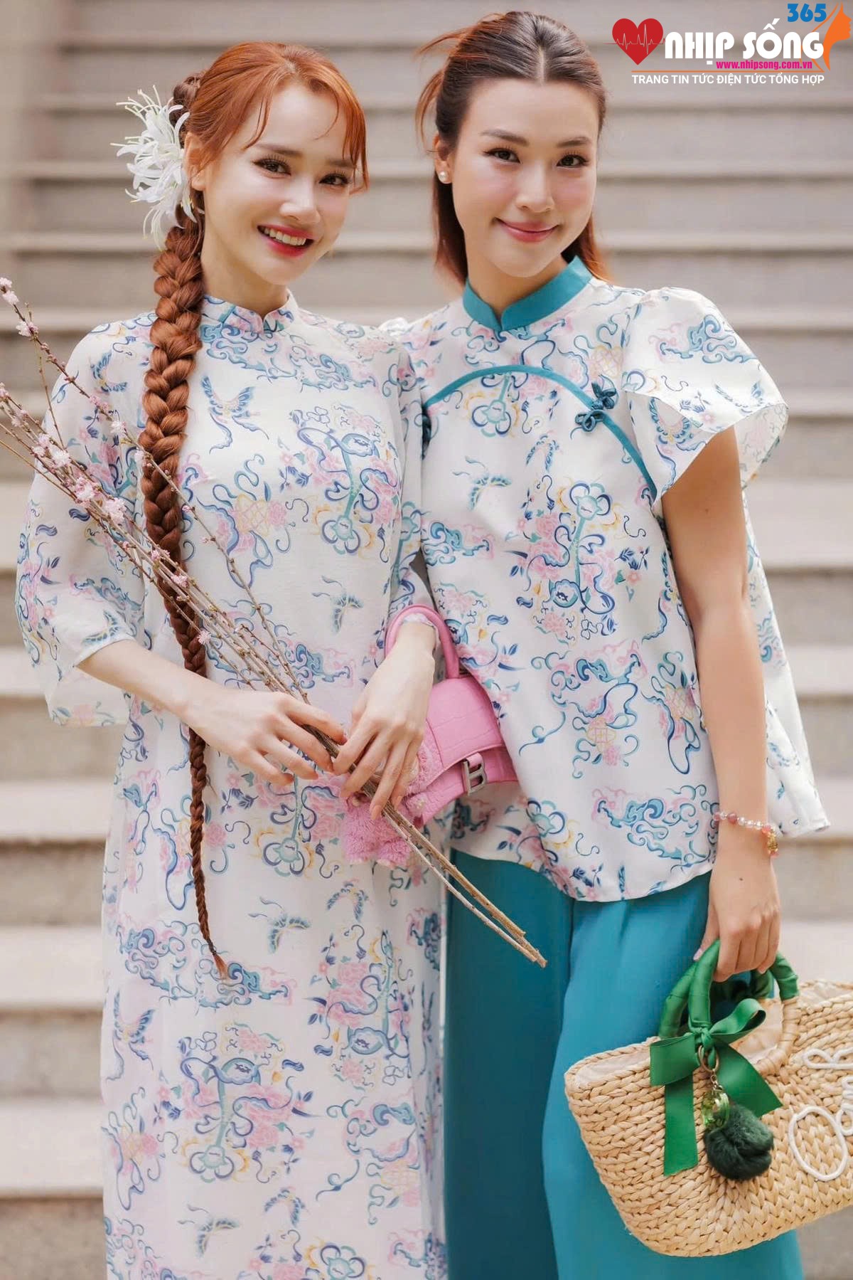 Hình ảnh mới nhất của Nhã Phương và Hoàng Oanh.