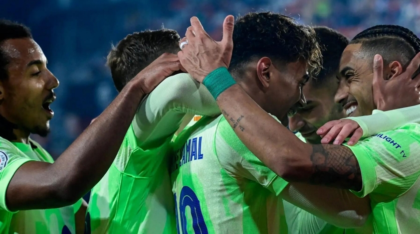 Ferran Torres lập hat-trick, Barcelona dễ dàng vào bán kết Cúp Nhà Vua- Ảnh 2. Đội bóng của Hansi Flick đang có phong độ rất ấn tượng trong mùa giải này.